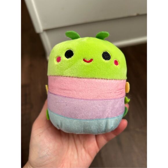 SQUISHMALLOWS 2023 Mystery Squad 4" Plush Capsules Rutabaga the Caterpillar NEW - Picture 1 of 8
